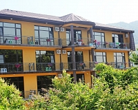 Отель Коралл (Абхазия)